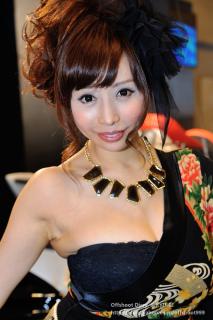 7592 - 213 x 320 [14KB]
�G�ޔ��@���L