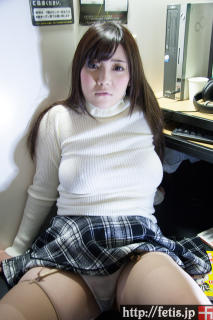 7830 - 213 x 320 [17KB]
�V�����肷�@���L