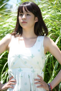 7956 - 213 x 320 [19KB]
���ʁ@�B�e���f�����L