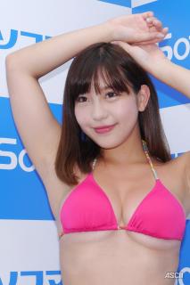 7969 - 213 x 320 [11KB]
�Ό��C���q�@���L