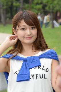 8130 - 213 x 320 [15KB]
���ʁ@���L