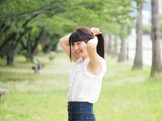 8423 - 320 x 240 [12KB]
���ʁ@�L�����M�����A���[�X�N�C�[���̃��L���e�t�F�`�@armpit