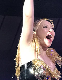 8475 - 246 x 320 [17KB]
�l�肠��݁@���L