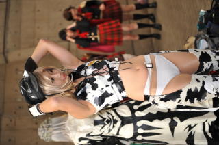 8591 - 320 x 212 [17KB]
���ʁ@�L�����M�����A���[�X�N�C�[���̃��L���e�t�F�`�@armpit