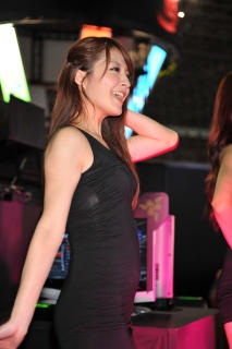 8933 - 213 x 320 [14KB]
���掿�@���L