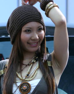 9231 - 254 x 320 [16KB]
�O���r�A�A�C�h���̃��L�E�킫�E���E�e