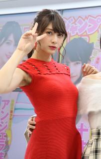 9292 - 203 x 320 [12KB]
�A���W�F����߁@���L