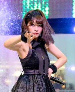 9299 - 261 x 320 [17KB]
���c���@���L