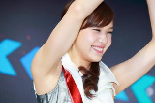 9305 - 320 x 213 [10KB]
���掿�@���L