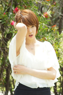 9359 - 213 x 320 [18KB]
���掿�@���L