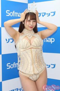 9444 - 213 x 320 [13KB]
�݂̂�@���L