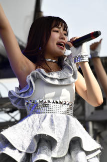 9786 - 213 x 320 [17KB]
�{�{�肨�@�W�������L