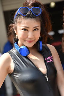 9944 - 213 x 320 [14KB]
�L�����M�����A���[�X�N�C�[���A�R���p�j�I���̃��L�E�킫�E���E�e